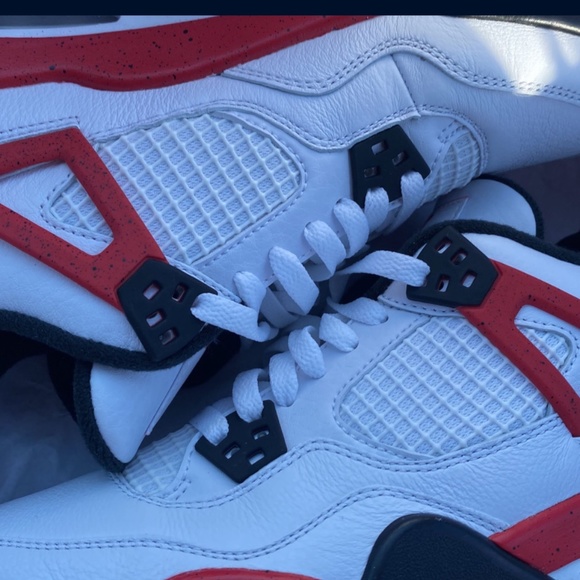 Jordan 4s - Picture 3 of 5